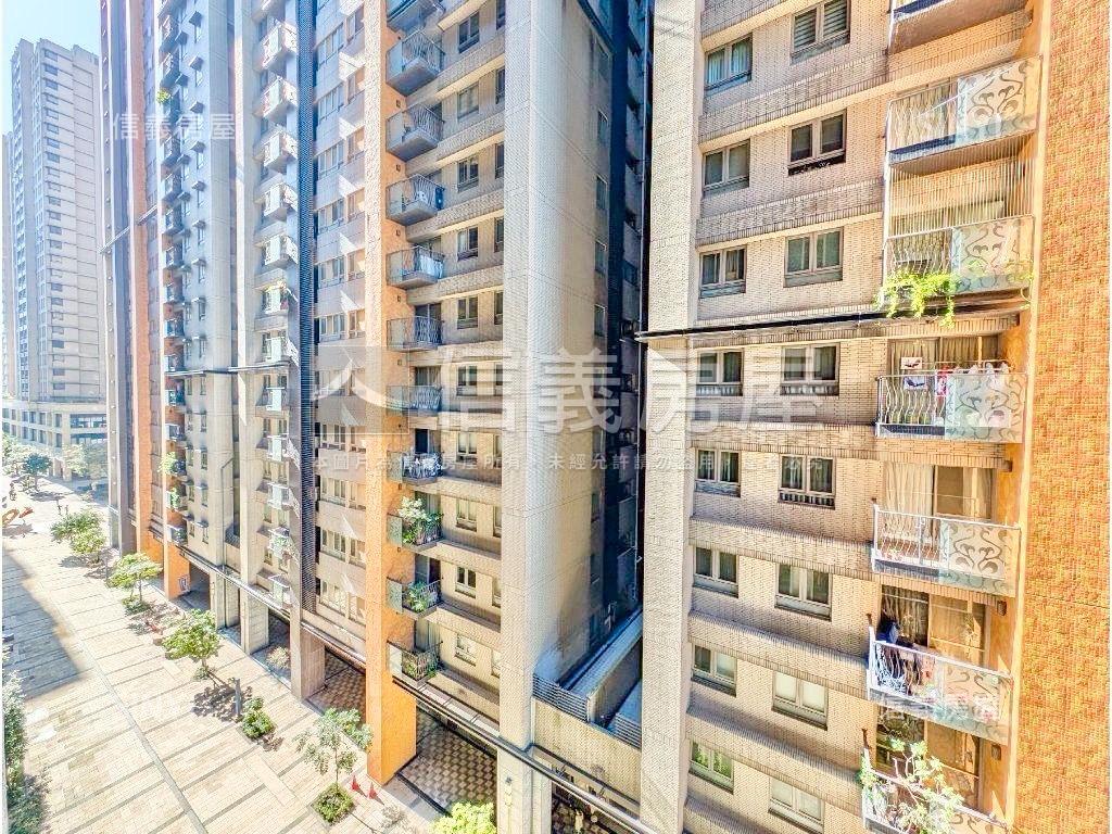 專任．劍橋‧書香世家房屋室內格局與周邊環境