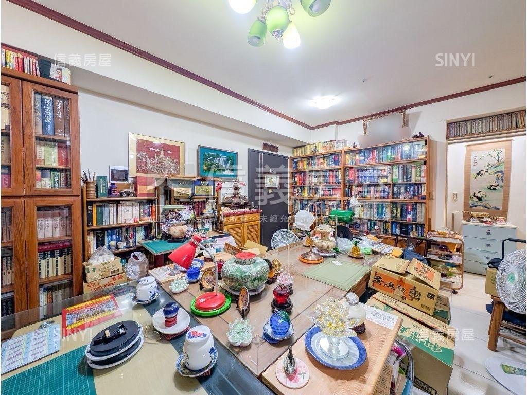 專任．劍橋‧書香世家房屋室內格局與周邊環境