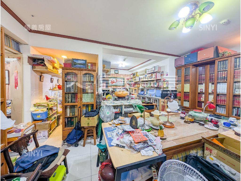 專任．劍橋‧書香世家房屋室內格局與周邊環境