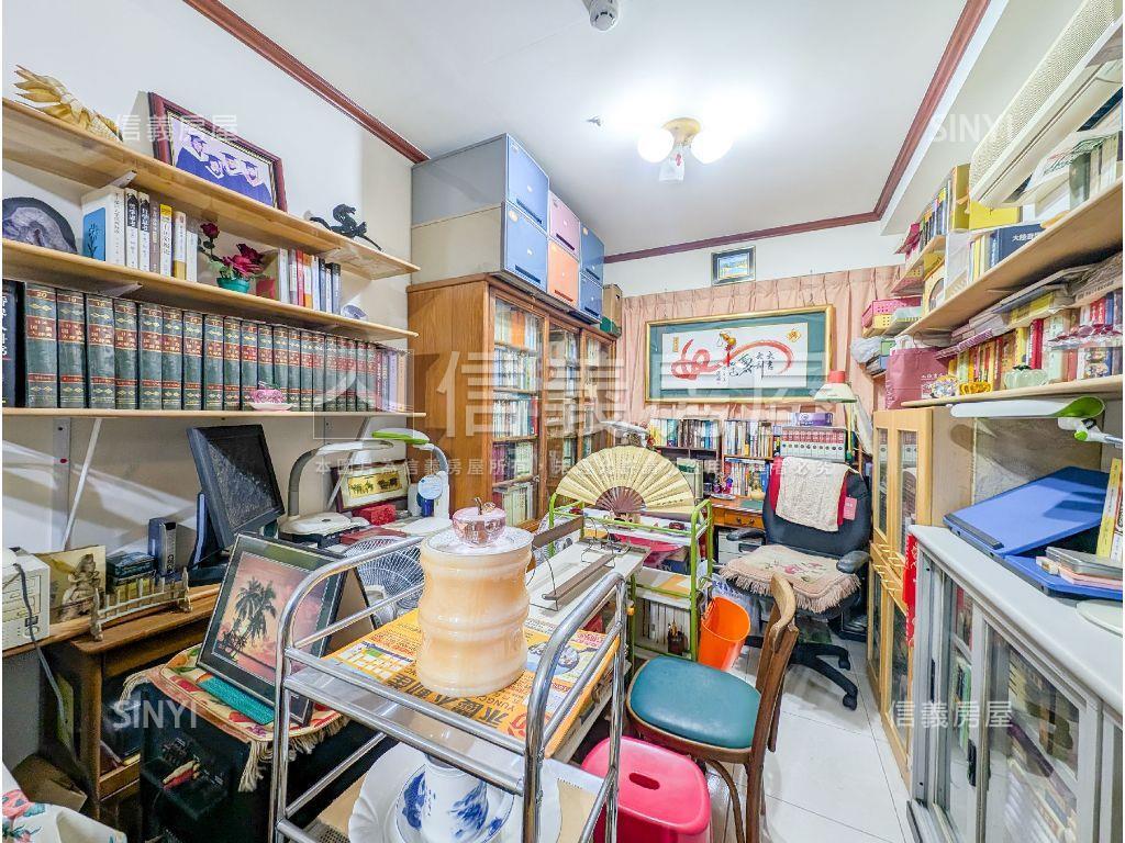 專任．劍橋‧書香世家房屋室內格局與周邊環境