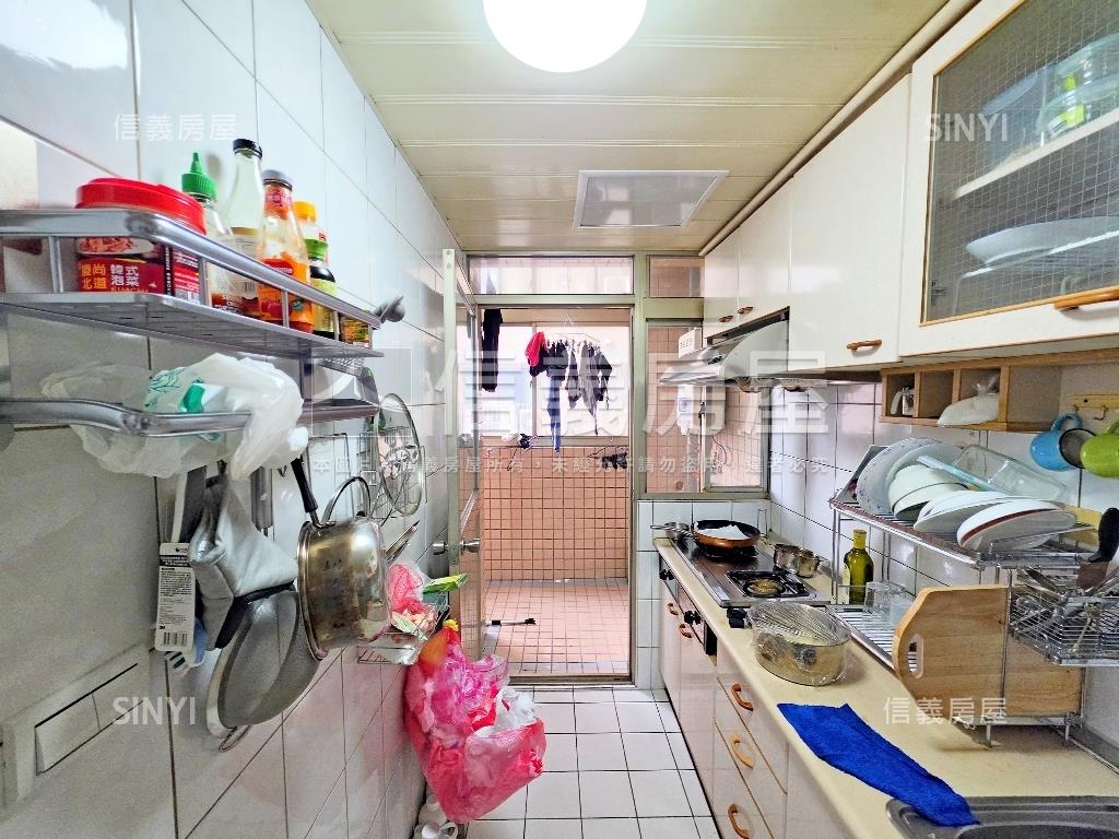 藝文敦煌景觀發財美居房屋室內格局與周邊環境