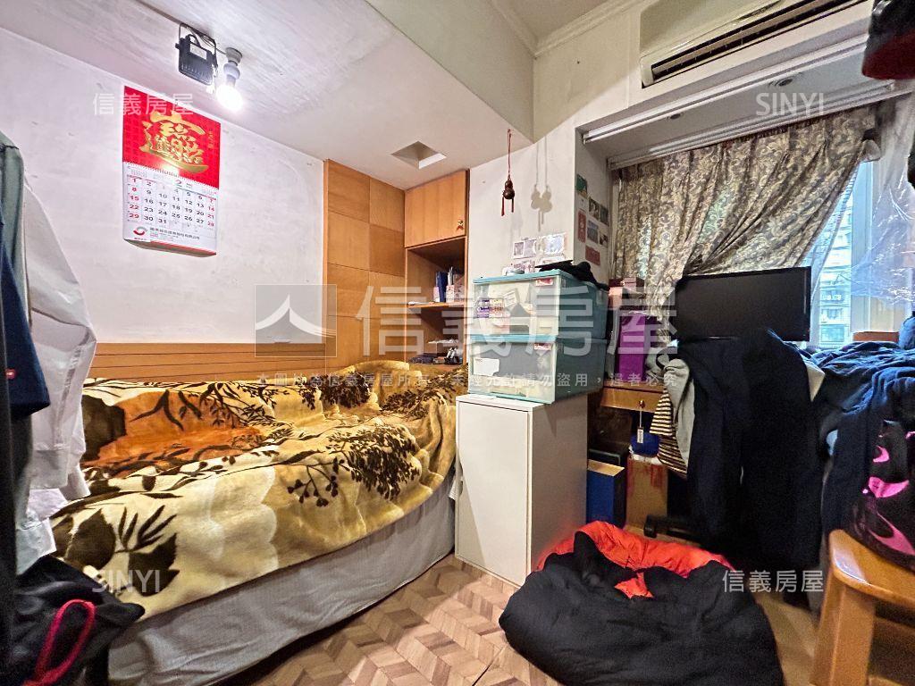 捷運靜巷電梯管理三房房屋室內格局與周邊環境