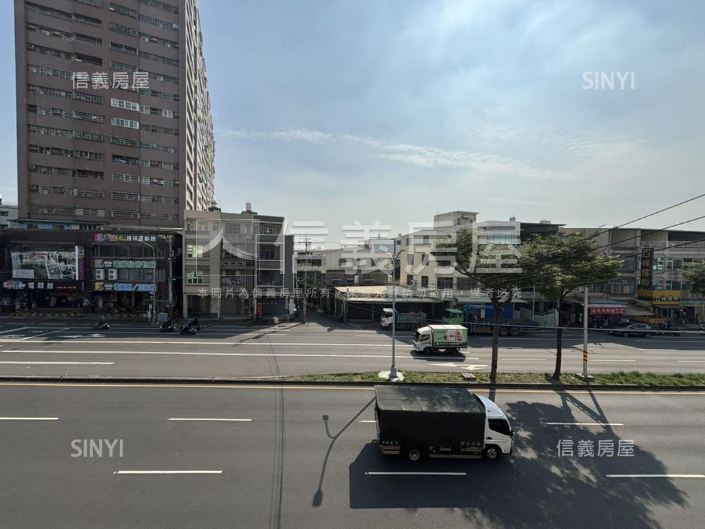 中山東路透天店面房屋室內格局與周邊環境