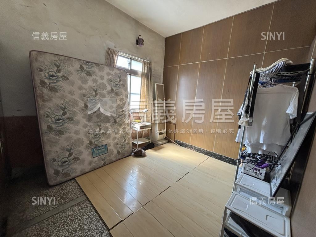 中山東路透天店面房屋室內格局與周邊環境