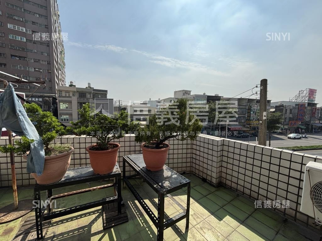 中山東路透天店面房屋室內格局與周邊環境