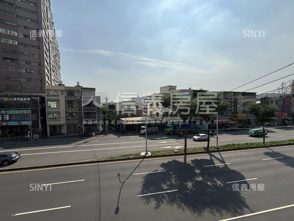 中山東路透天店面房屋室內格局與周邊環境