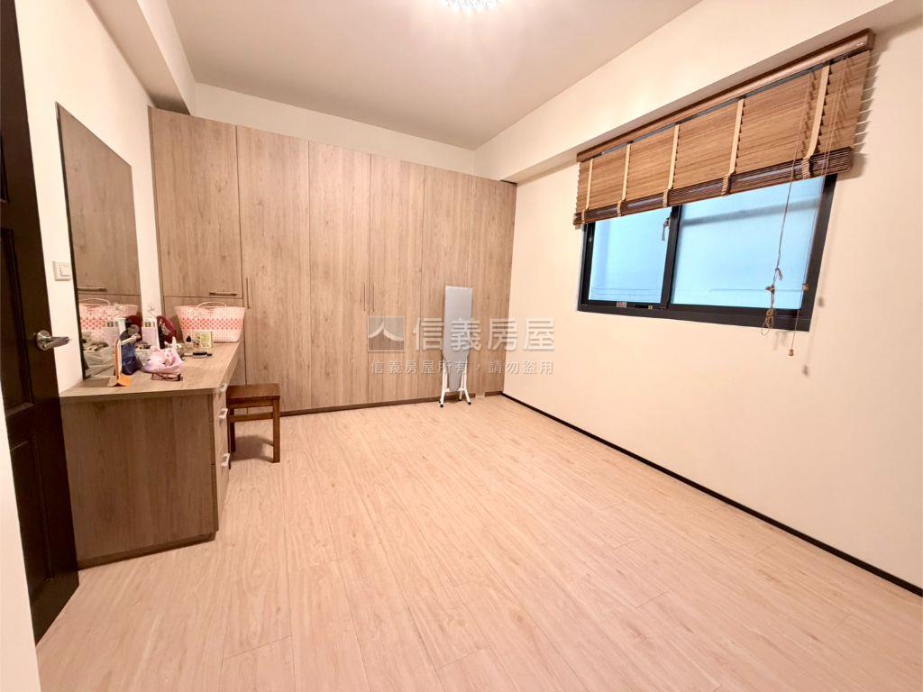 星美路質感別墅房屋室內格局與周邊環境