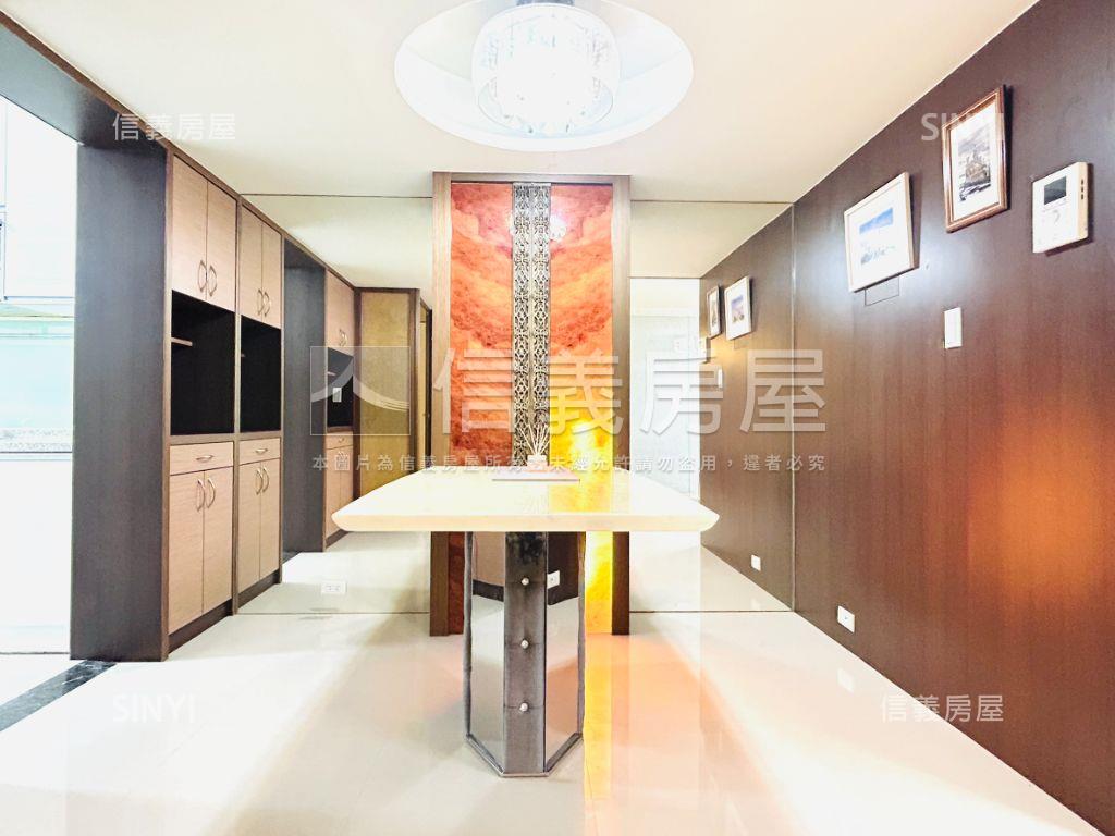 士東車庫美裝一樓房屋室內格局與周邊環境