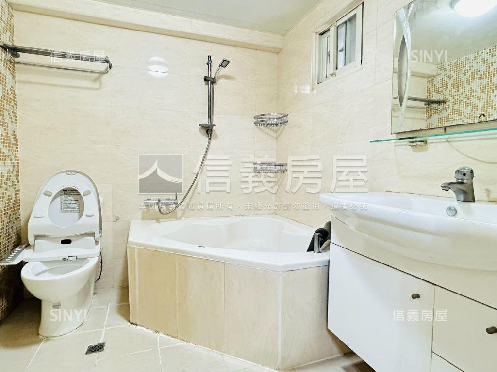 士東車庫美裝一樓房屋室內格局與周邊環境