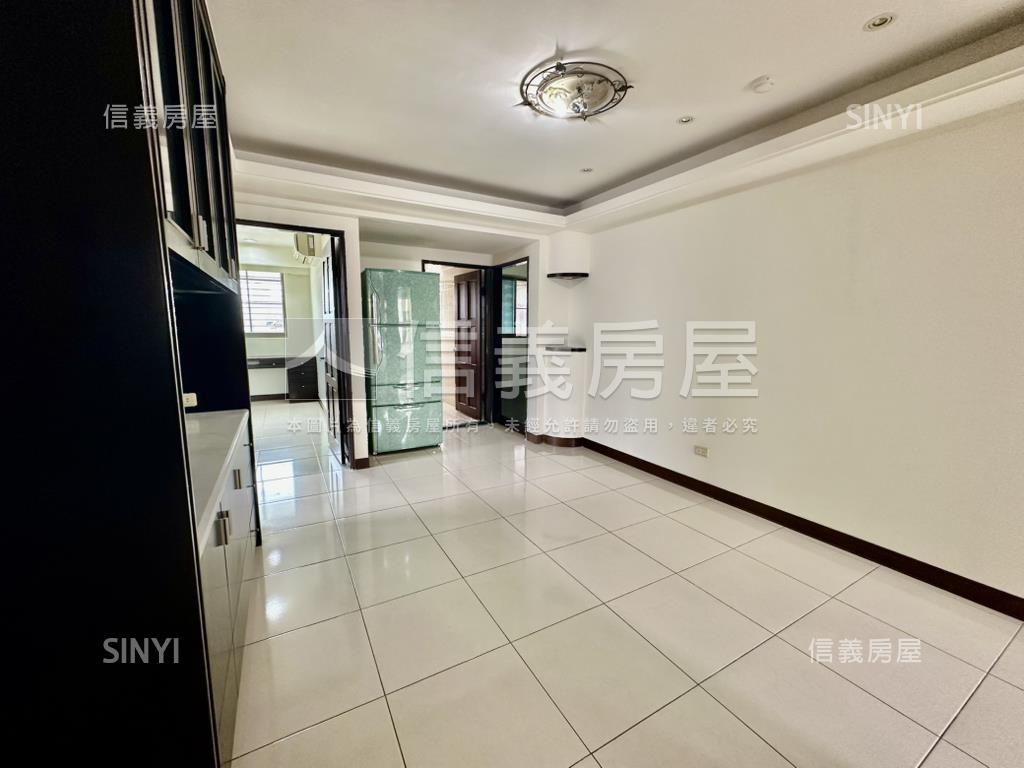 近Ｇ０９高樓層大三房車位房屋室內格局與周邊環境