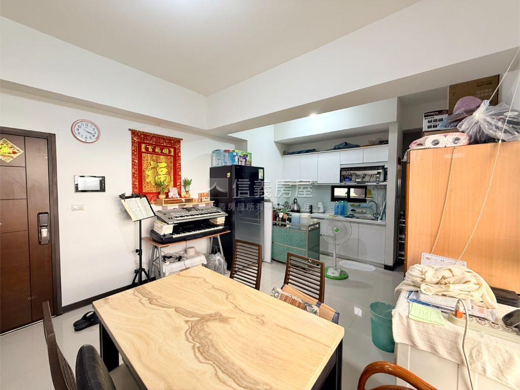 泊林湖畔景觀兩房車位房屋室內格局與周邊環境