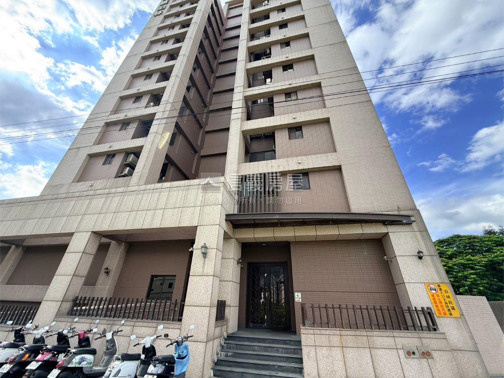 泊林湖畔景觀兩房車位房屋室內格局與周邊環境