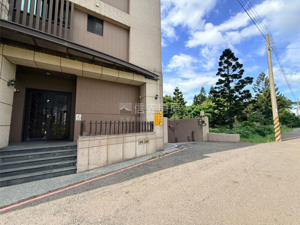 泊林湖畔景觀兩房車位房屋室內格局與周邊環境