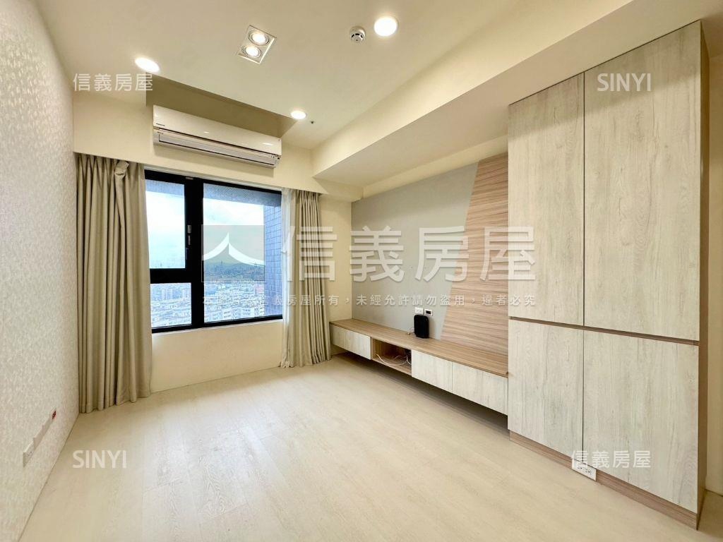 景觀誠美學院四房車位房屋室內格局與周邊環境