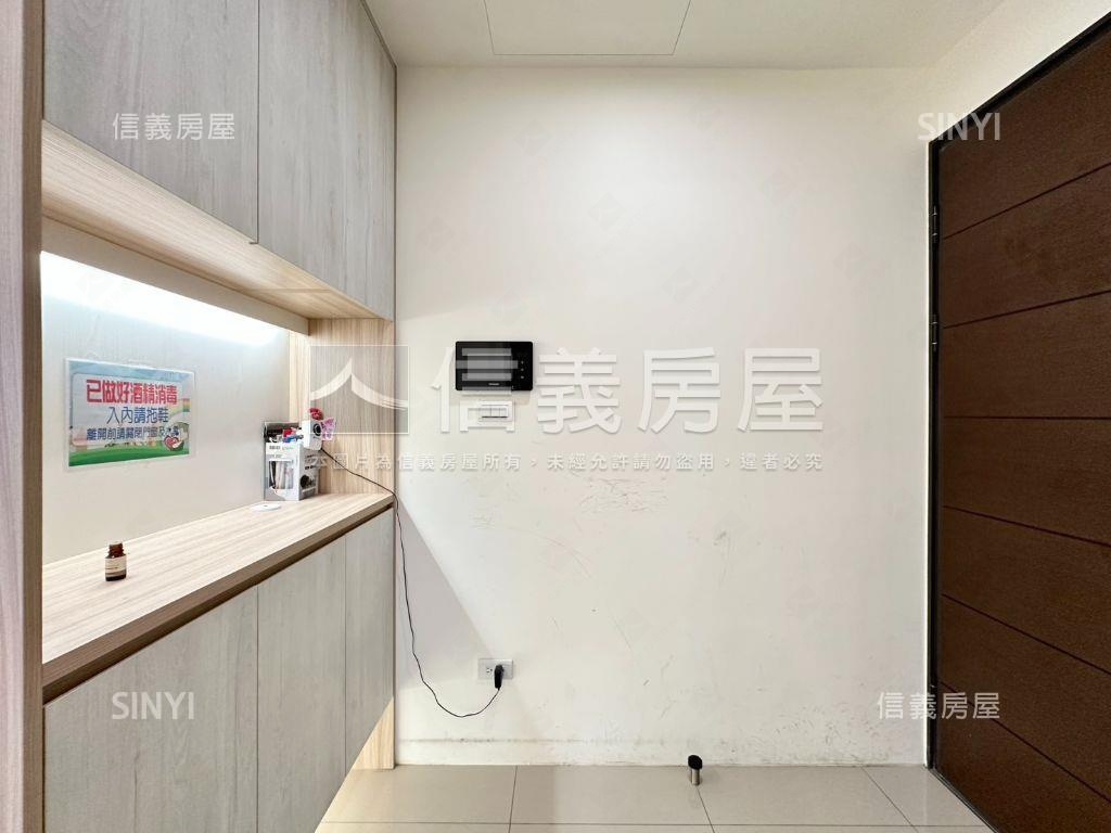 景觀誠美學院四房車位房屋室內格局與周邊環境
