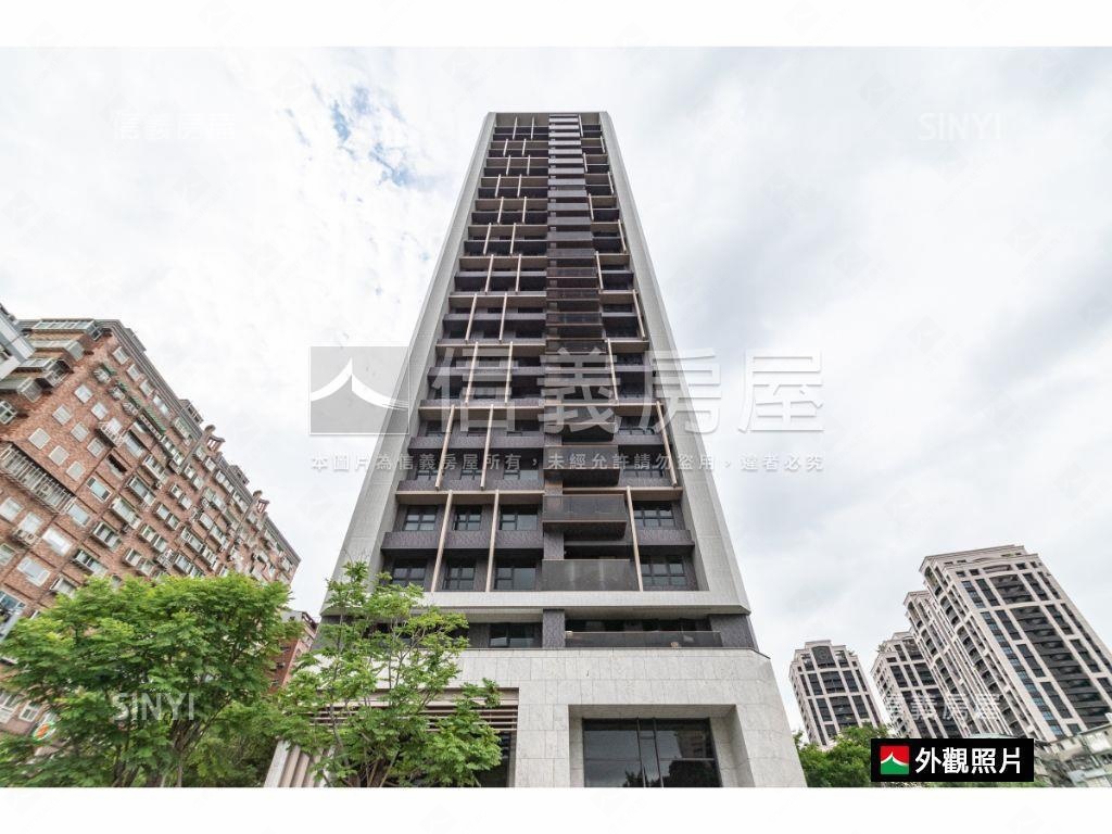 景觀誠美學院四房車位房屋室內格局與周邊環境