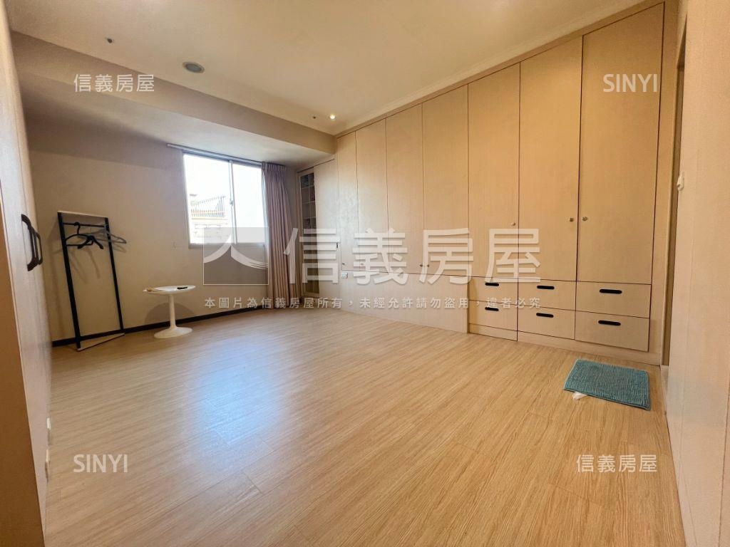 西區名宅！視野大三房平車房屋室內格局與周邊環境