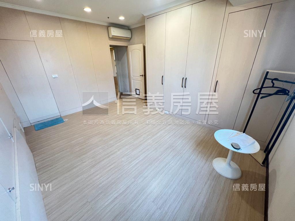 西區名宅！視野大三房平車房屋室內格局與周邊環境