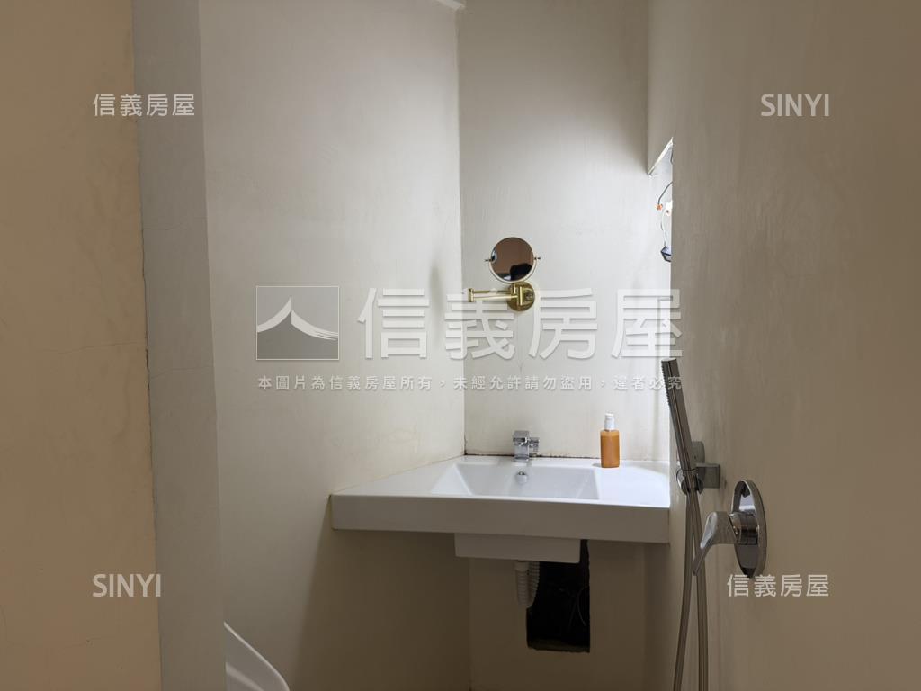 世新旁稀有大空間房屋室內格局與周邊環境