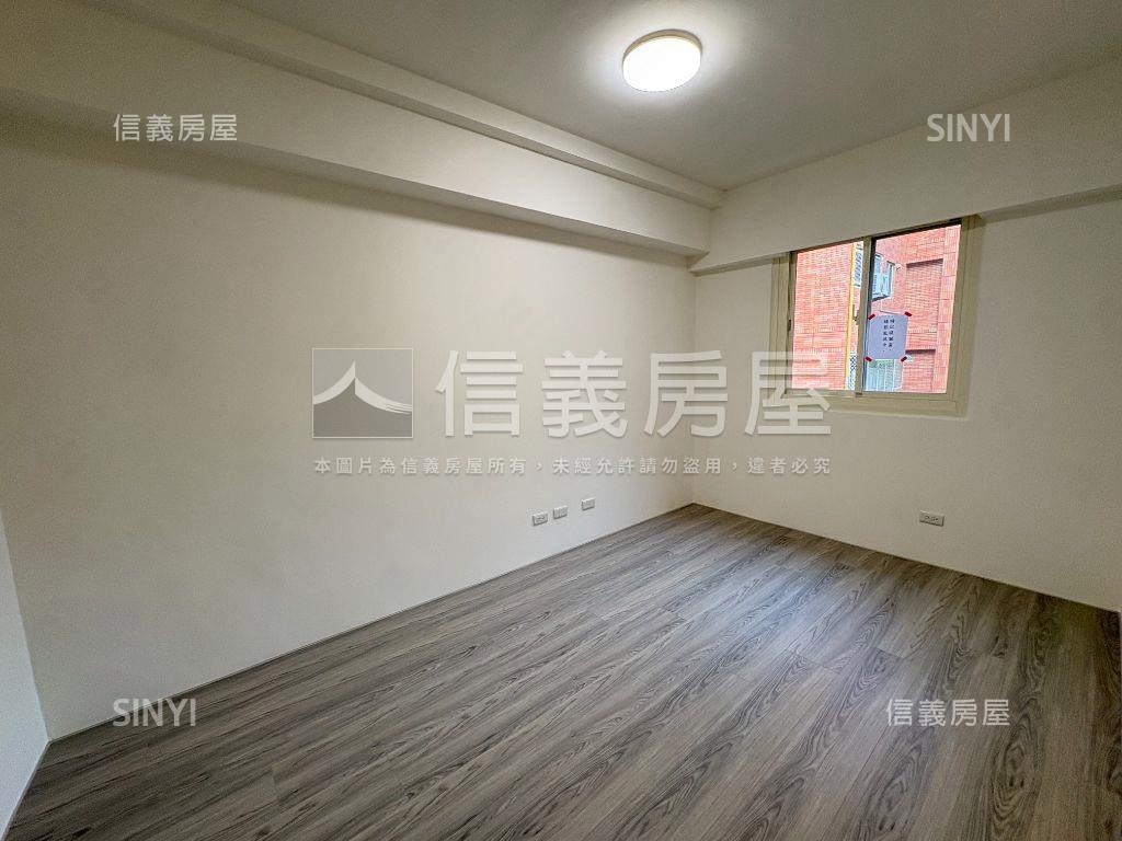 低總價●近藝文美兩房房屋室內格局與周邊環境