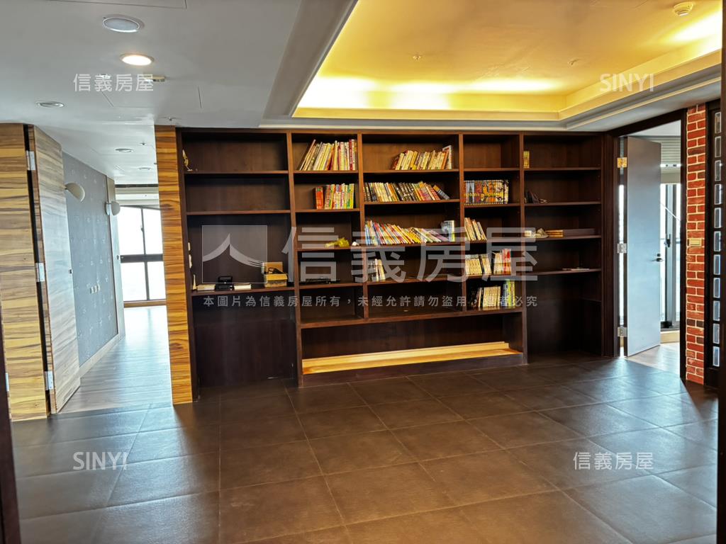 全坤澄峰Ａ棟２０樓房屋室內格局與周邊環境