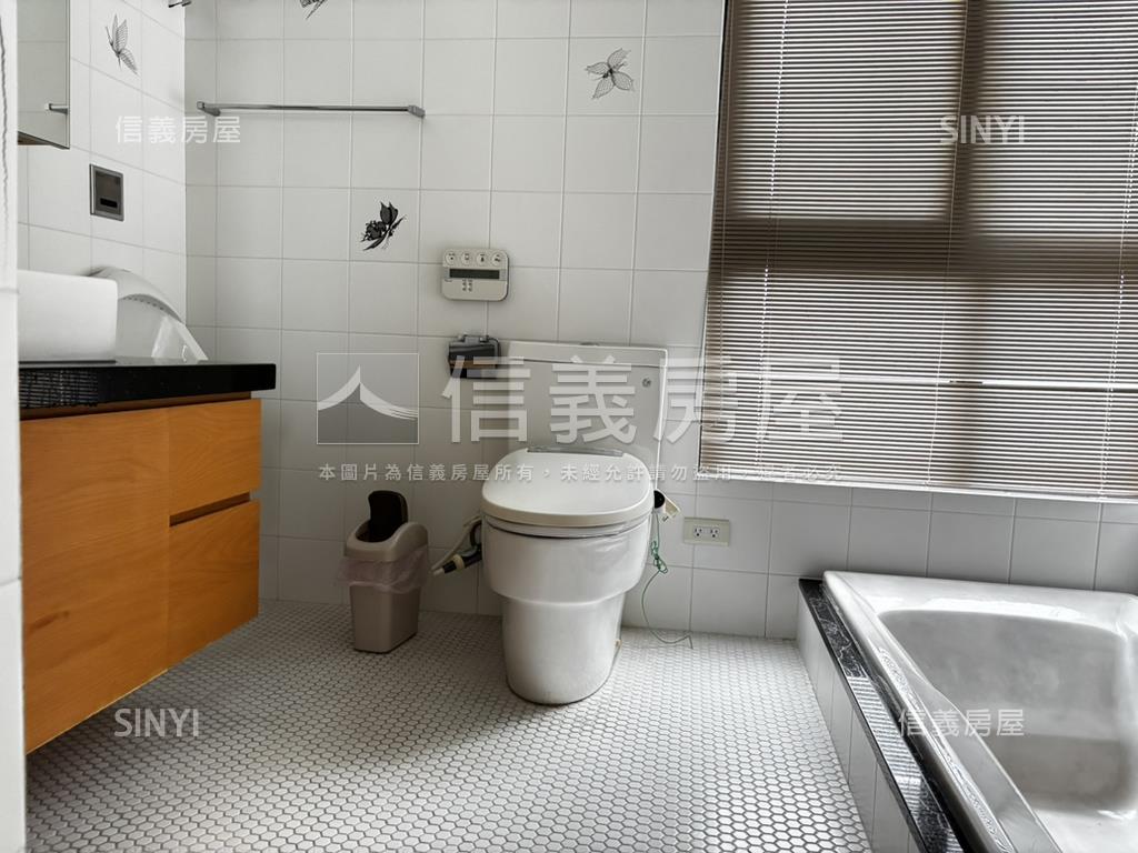 全坤澄峰Ａ棟２０樓房屋室內格局與周邊環境