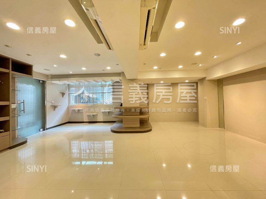 ★捷運綠帶靜巷美妝住辦★房屋室內格局與周邊環境