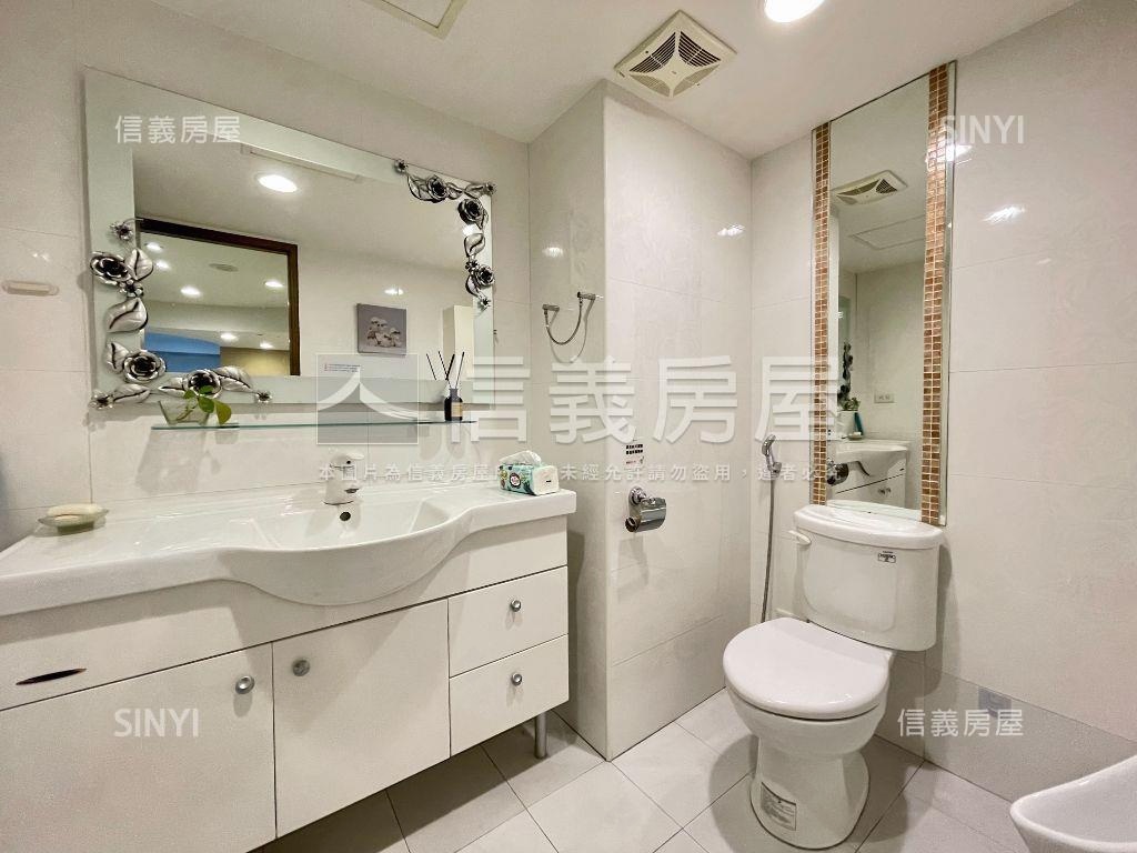 ★捷運綠帶靜巷美妝住辦★房屋室內格局與周邊環境