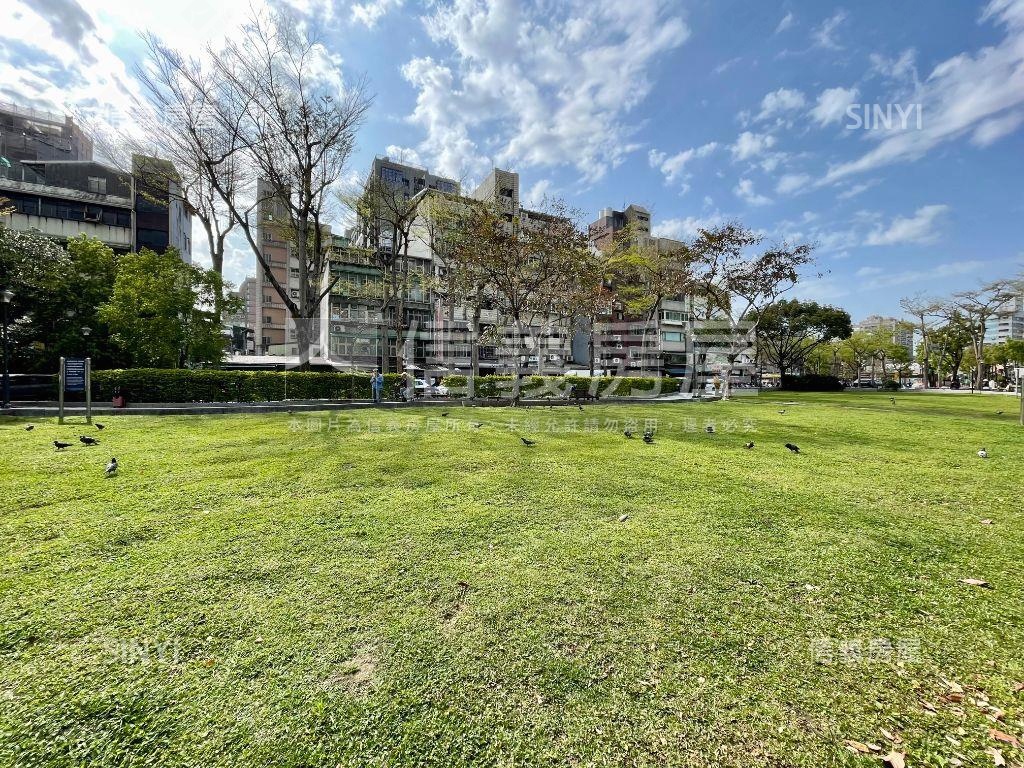 ★捷運綠帶靜巷美妝住辦★房屋室內格局與周邊環境