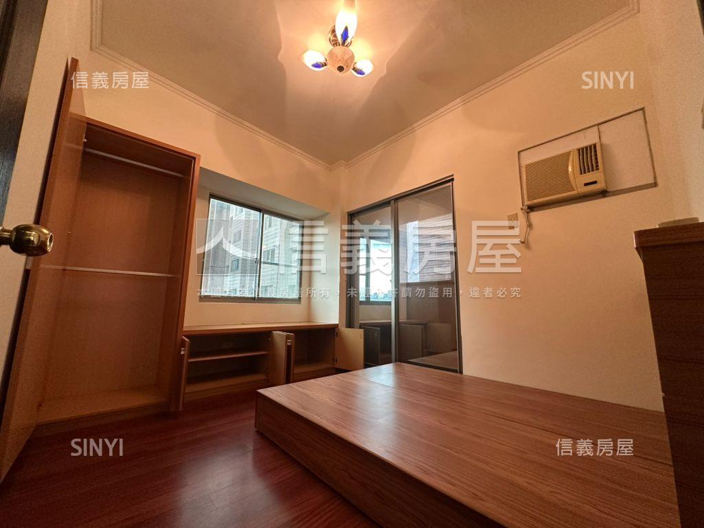 流金旺宅．安平三房附車位房屋室內格局與周邊環境