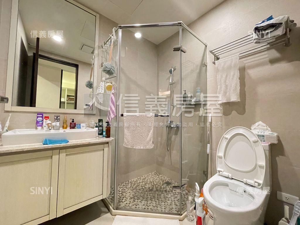 朗廷會稀有高質感裝潢美屋房屋室內格局與周邊環境