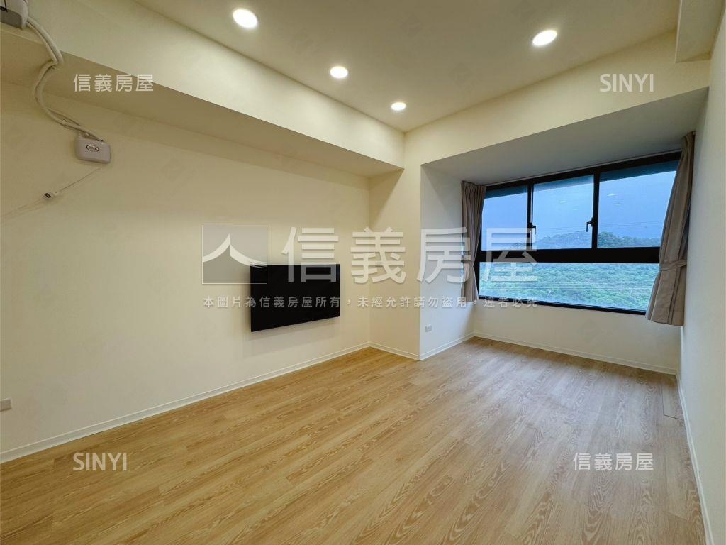 筑丰陽陽三房車位房屋室內格局與周邊環境