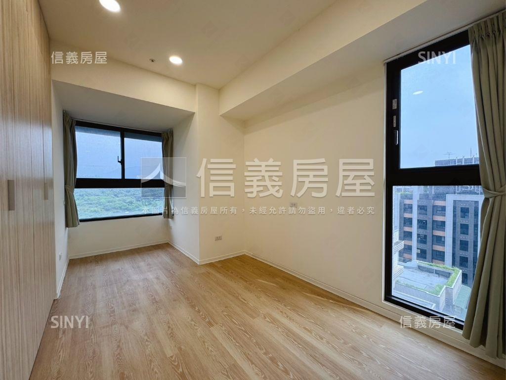 筑丰陽陽三房車位房屋室內格局與周邊環境