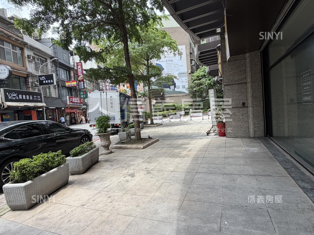 新泰傳家金店面房屋室內格局與周邊環境