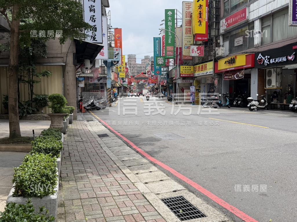 新泰傳家金店面房屋室內格局與周邊環境