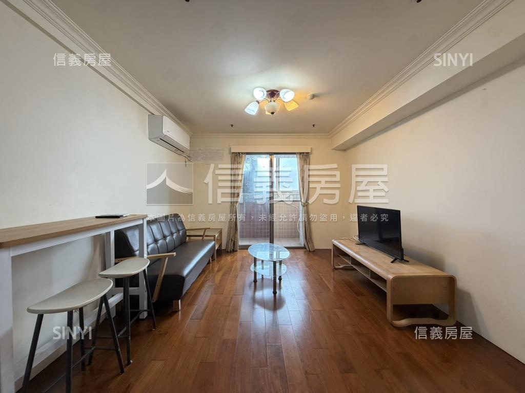 有一間冠桃園讚讚兩房房屋室內格局與周邊環境