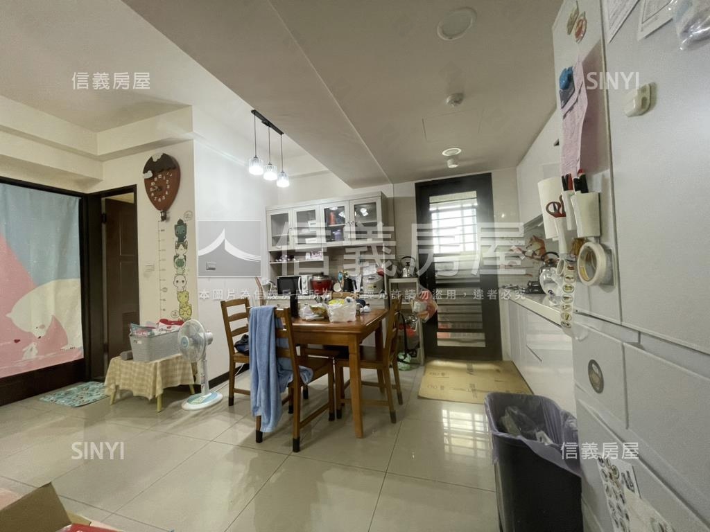 樂高２房有平面車位房屋室內格局與周邊環境