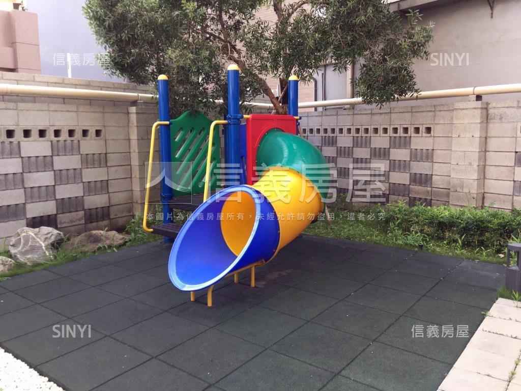 樂高２房有平面車位房屋室內格局與周邊環境