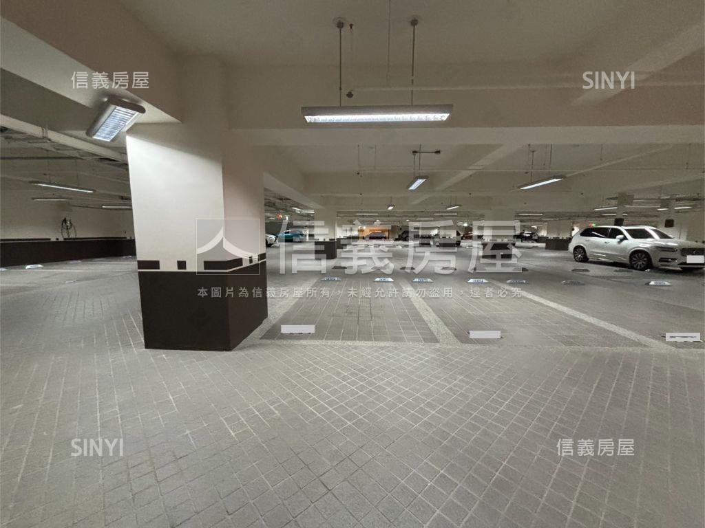 寶輝國際莊園朝南視野房屋室內格局與周邊環境