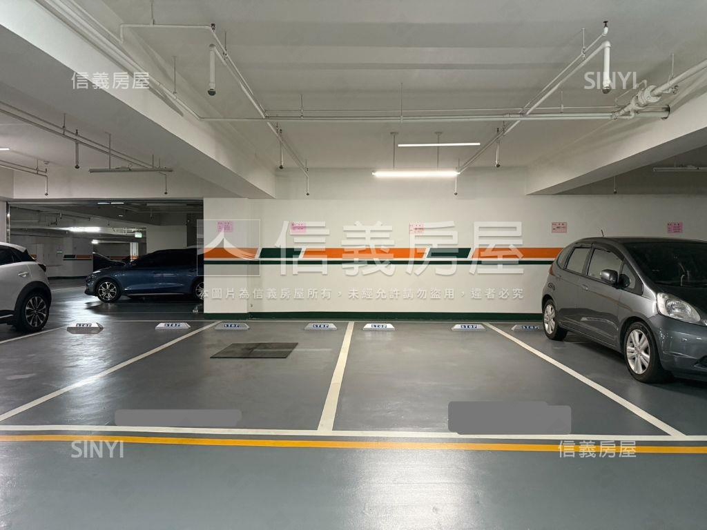 東方文華面學校朝東南視野房屋室內格局與周邊環境