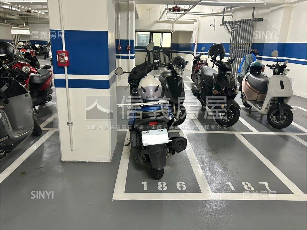 天澍超強制震３房車位房屋室內格局與周邊環境