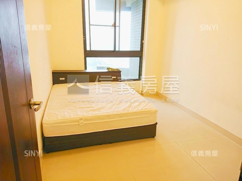 雲端面河岸視野戶房屋室內格局與周邊環境