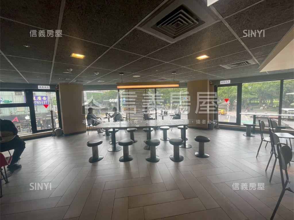 南京林森捷運三角金店房屋室內格局與周邊環境
