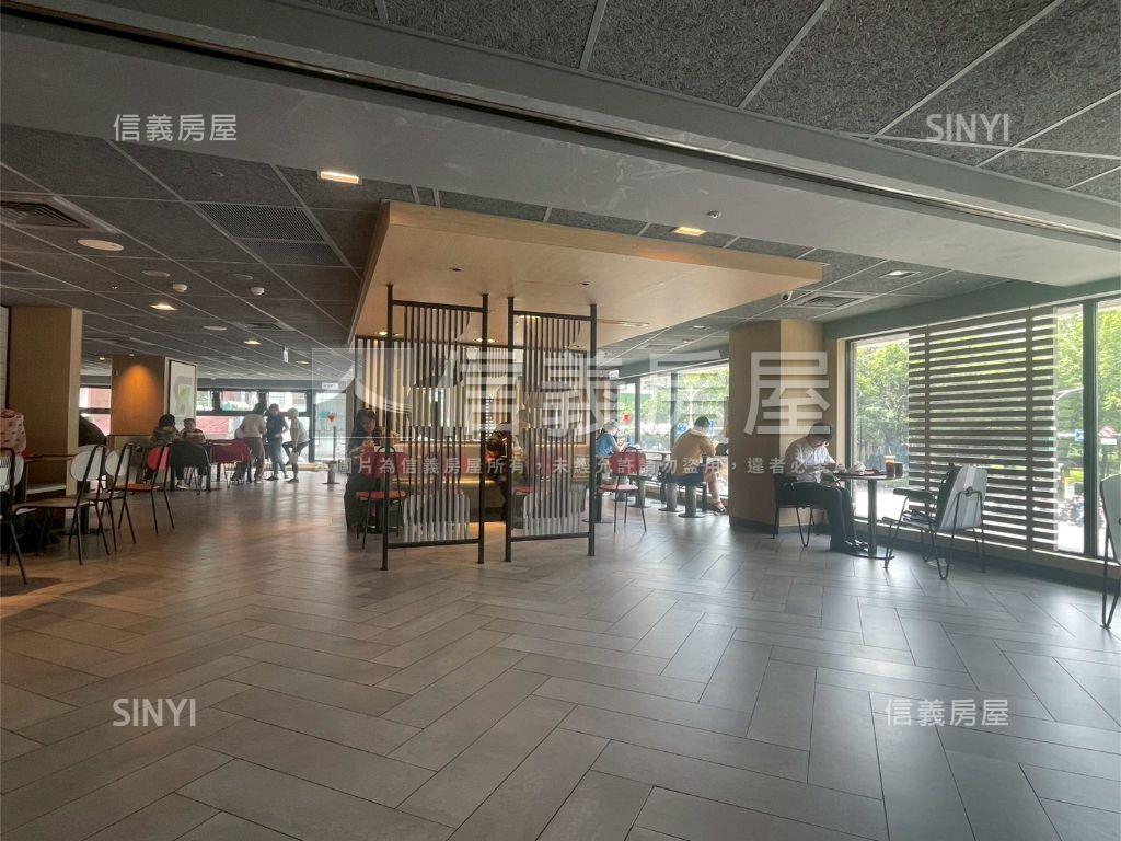 南京林森捷運三角金店房屋室內格局與周邊環境