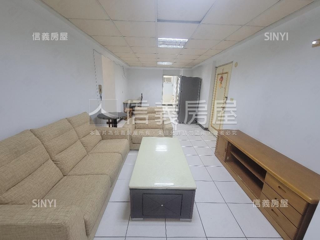 東區低總價✦四房車位房屋室內格局與周邊環境