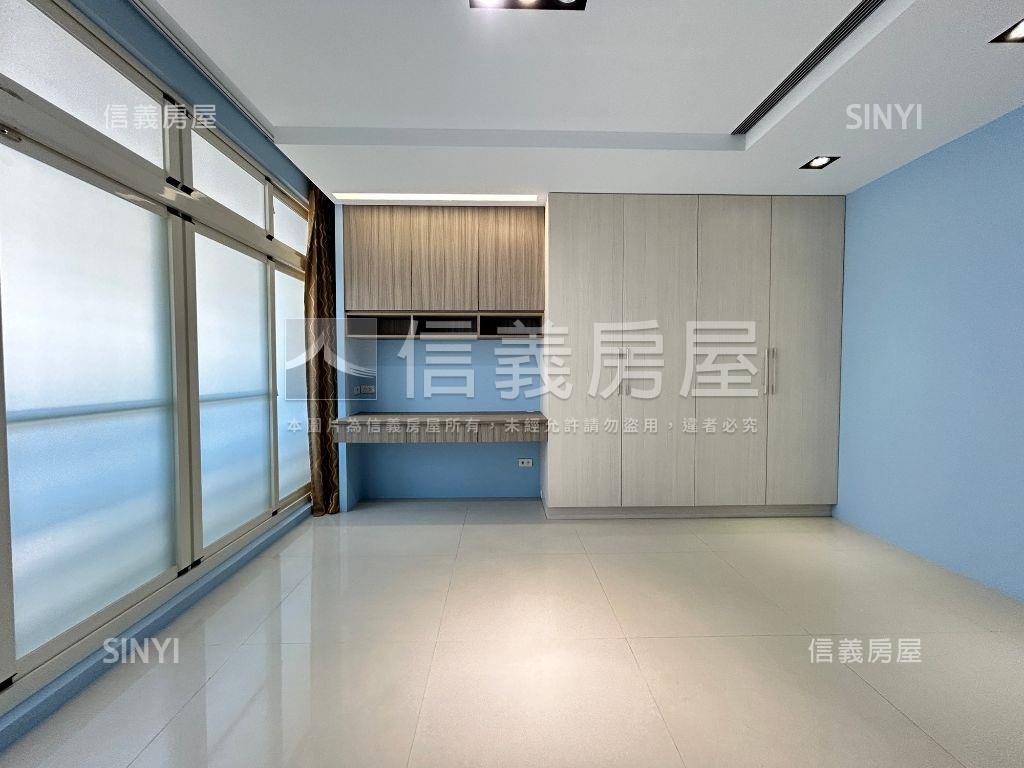 南屯全新整理黃金透店房屋室內格局與周邊環境