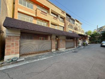 值得看！東山。大面寬別墅