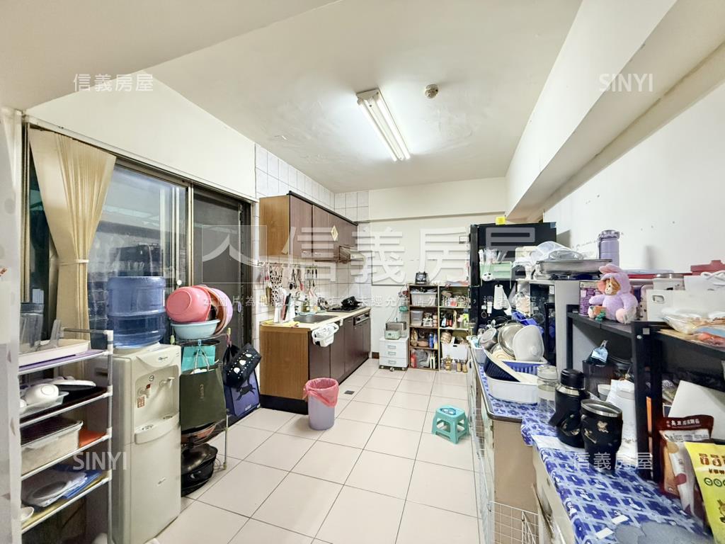 前進平實四房平車房屋室內格局與周邊環境