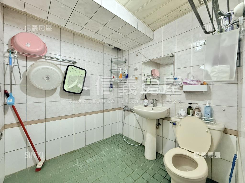 前進平實四房平車房屋室內格局與周邊環境