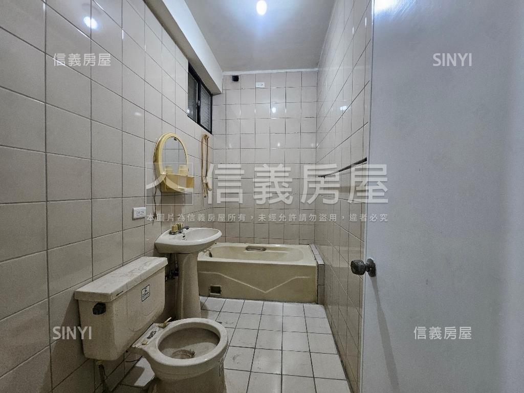 西區霸氣五層樓透天房屋室內格局與周邊環境